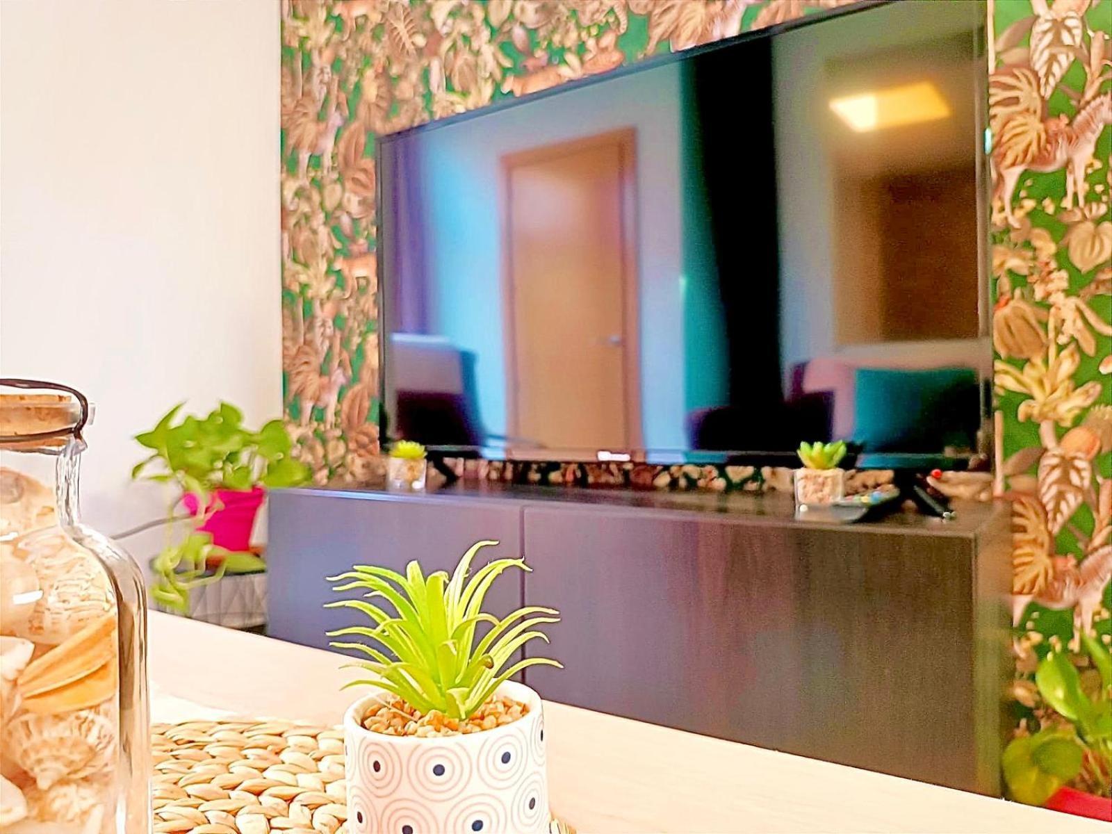 Apartamento El Bambu Cerca Del Mar مالقة المظهر الخارجي الصورة